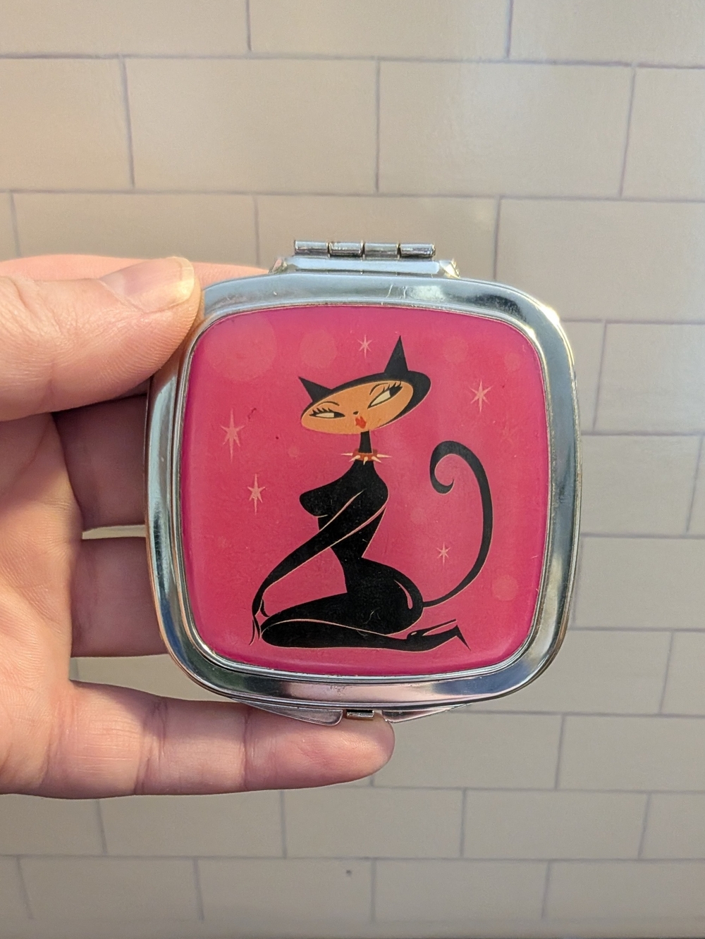 Fiona Kitty compact makeup mirror by Claudette Barjoud Miss Fluff, Atomic Pink
